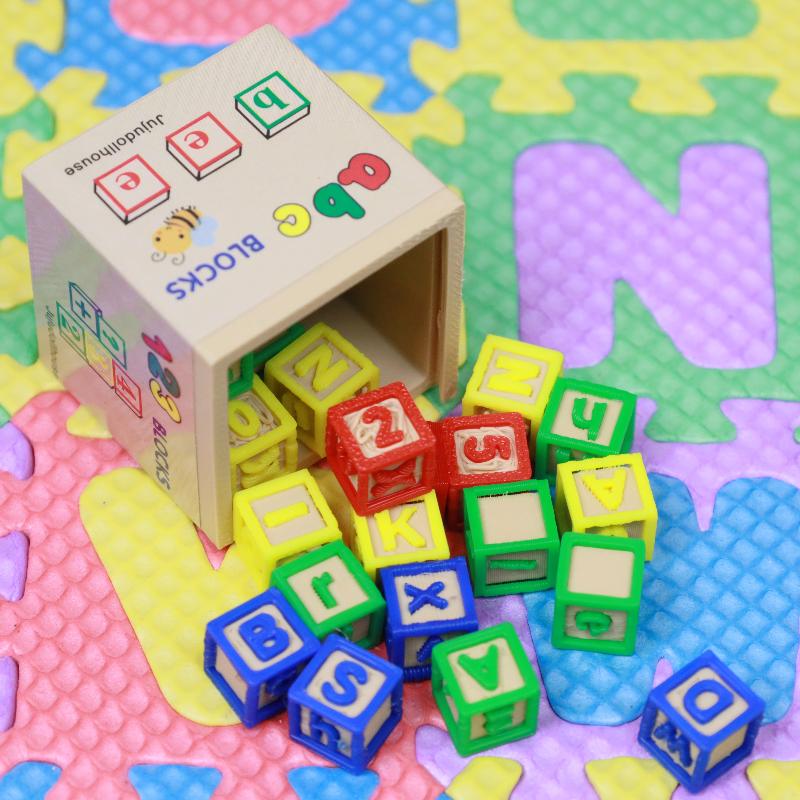 Model Kit Simulator - 1/6 Scale Mini Building Block Assembly