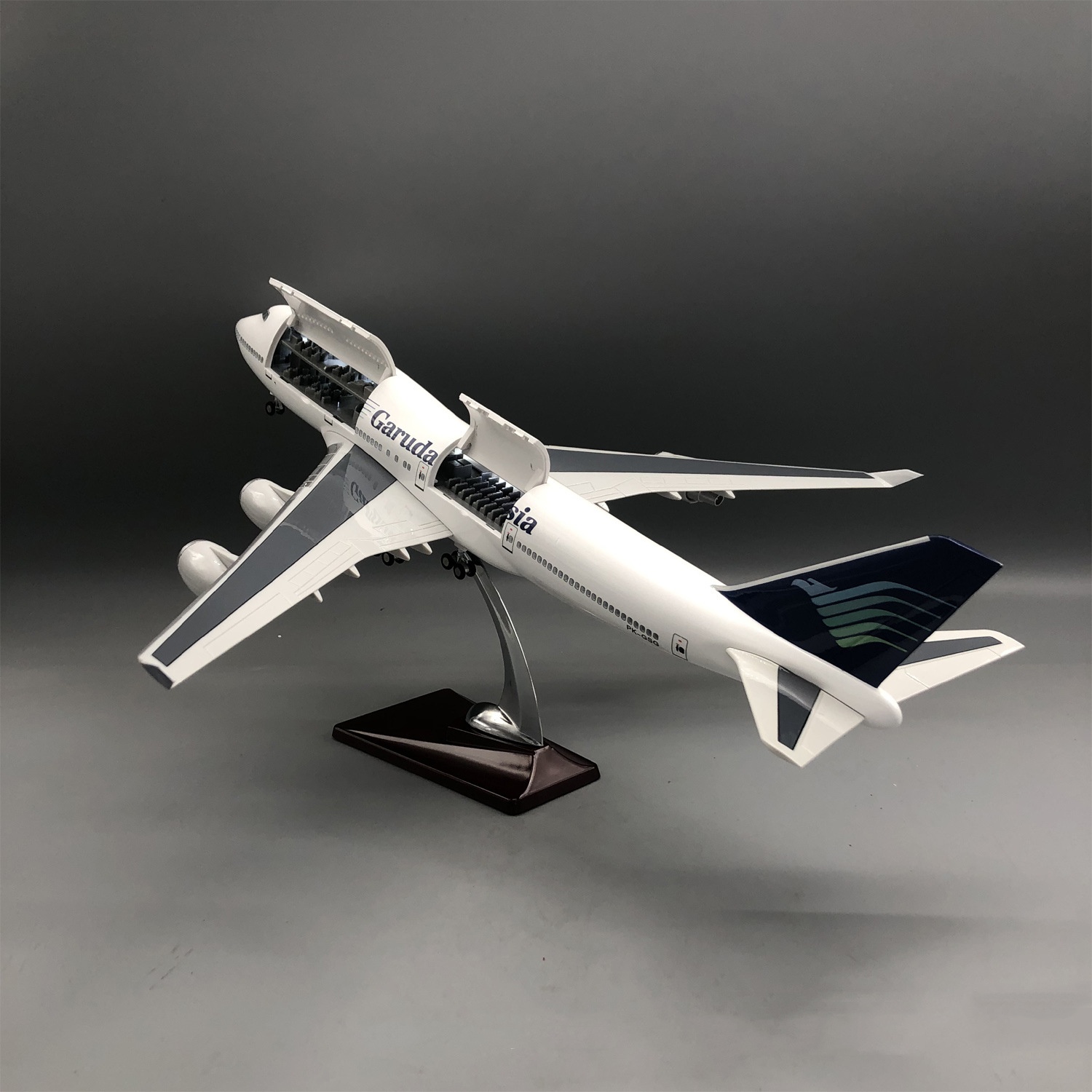 New Cabin Door Openable Garuda - Model Kit Indonesia review and price