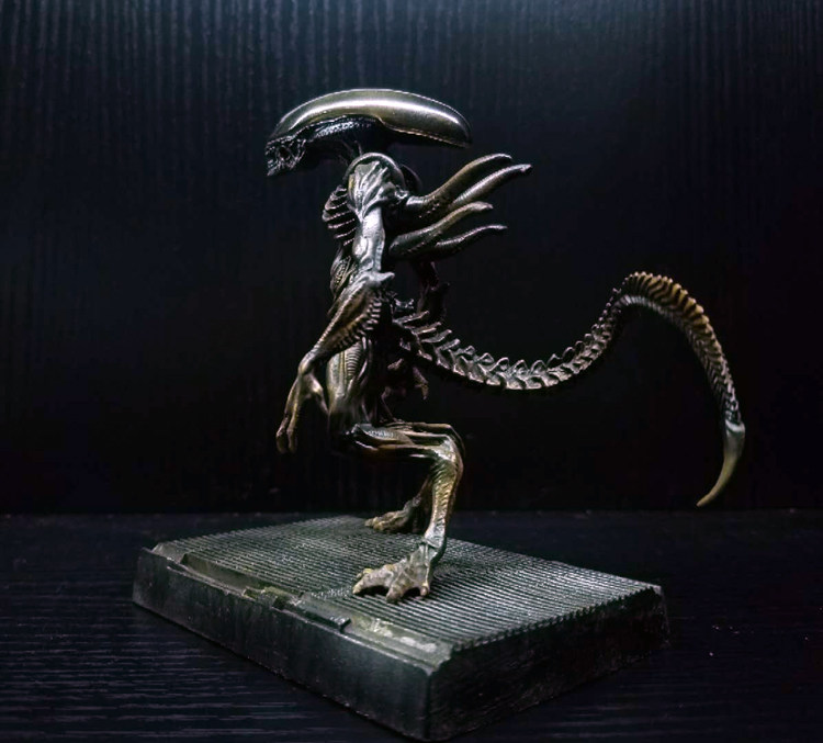 Die-Cast Resin Model Kit Alien - Model Kit Anubis review and price