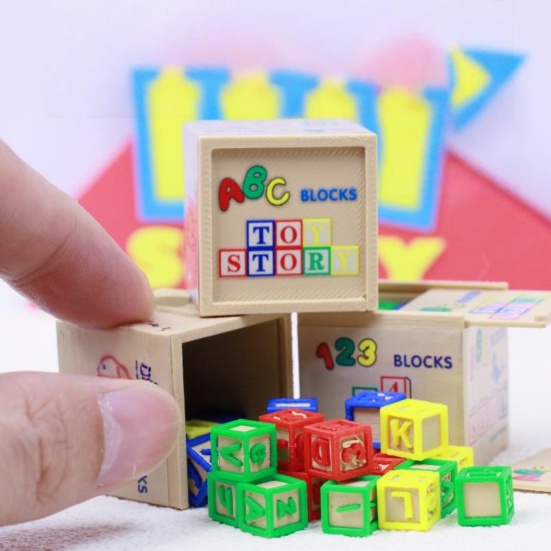 1/6 Scale Mini Building Block  - Model Kit Simulator review and price